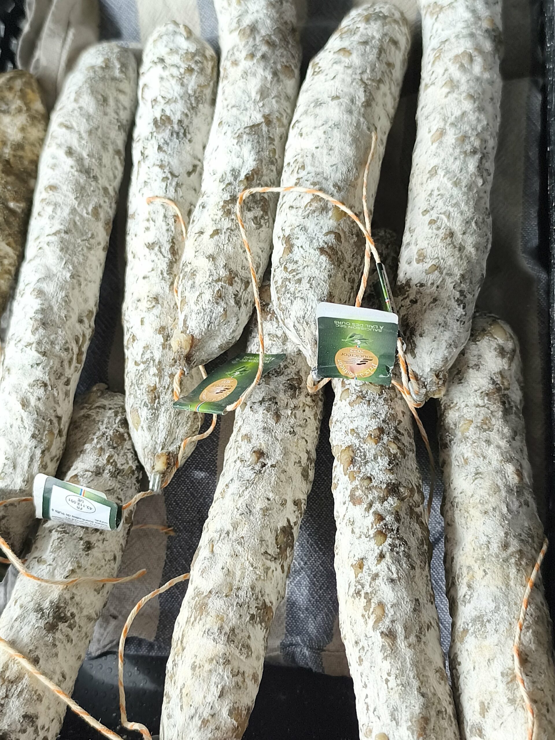 Saucisson sec Ail des Ours 180g - Prix d'Honneur 2012 – Image 2