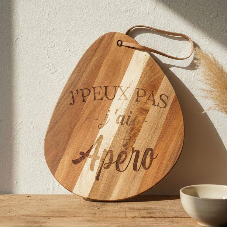Planche apéro en bois - J'peux pas j'ai apéro - 36x28cm